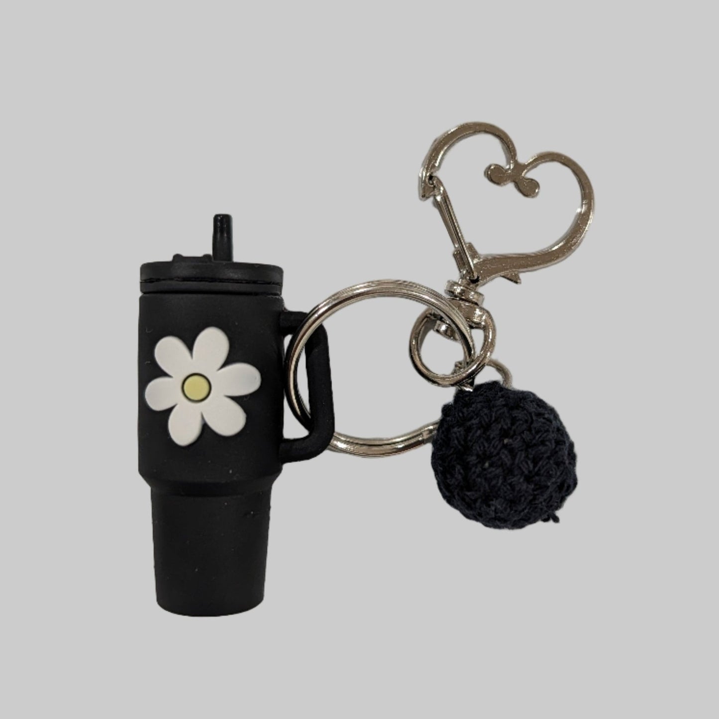 Custom Silicone Tumbler Keychains with Daisy Flower Charm – Multiple Colors with Tassel or with Crochet Ball - goosavvy.com