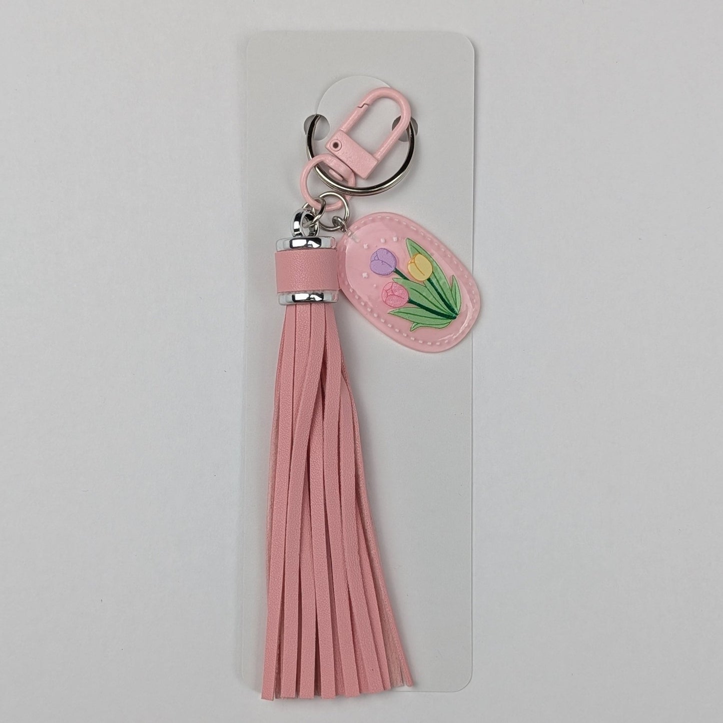 Faux Leather Tassel Keychain with Resin Tulip Charm – Decorative Bag & Key Accessory - goosavvy.com
