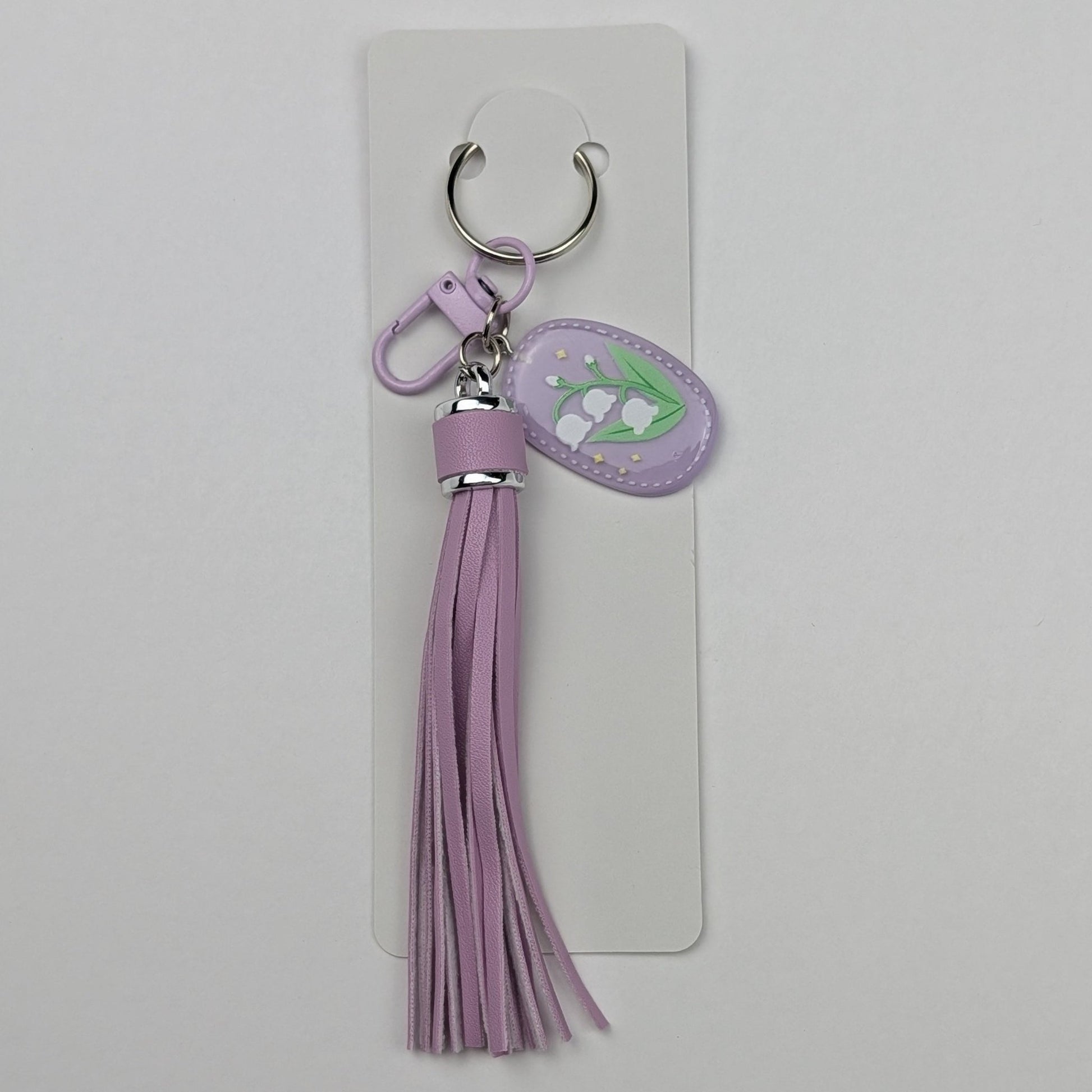 Faux Leather Tassel Keychain with Resin Tulip Charm – Decorative Bag & Key Accessory - goosavvy.com