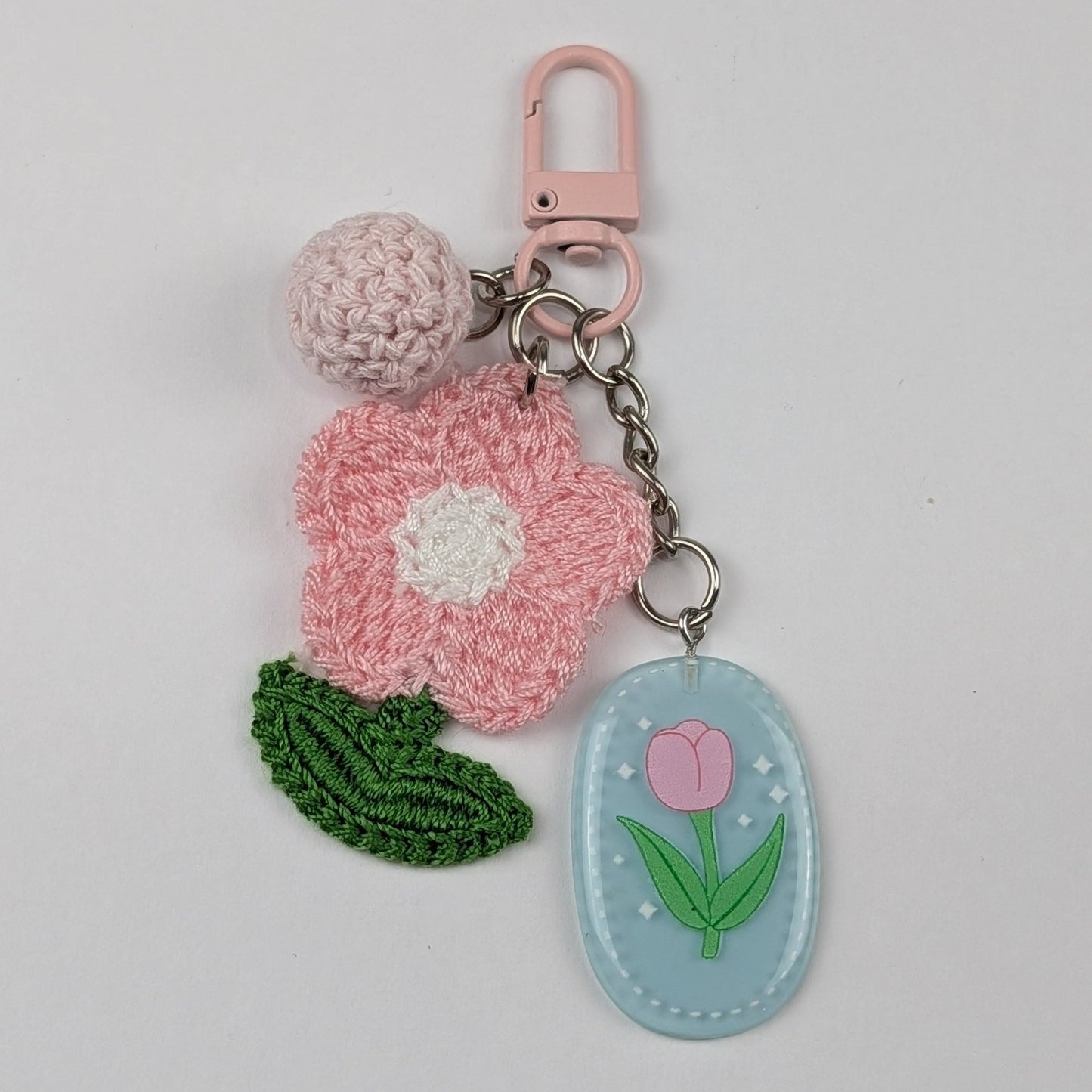 Handmade Crochet Flower Keychain with Resin Floral Tag – Boho Bag Charm & Key Accessory - goosavvy.com