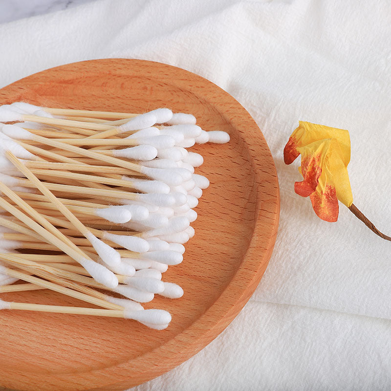 Bamboo Cotton Buds (One color, 200 pieces)